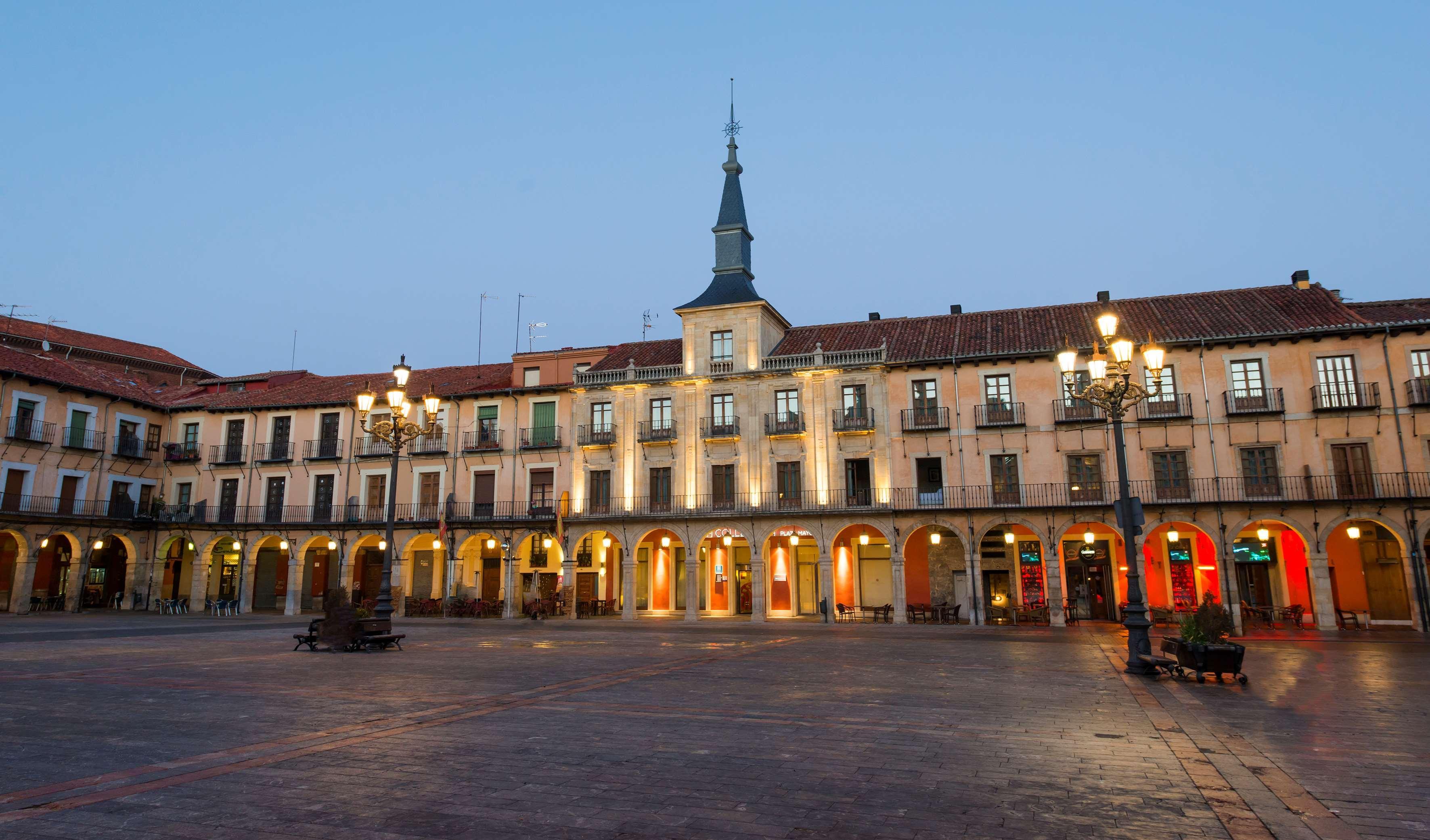 Nh Collection Leon Plaza Mayor Dış mekan fotoğraf